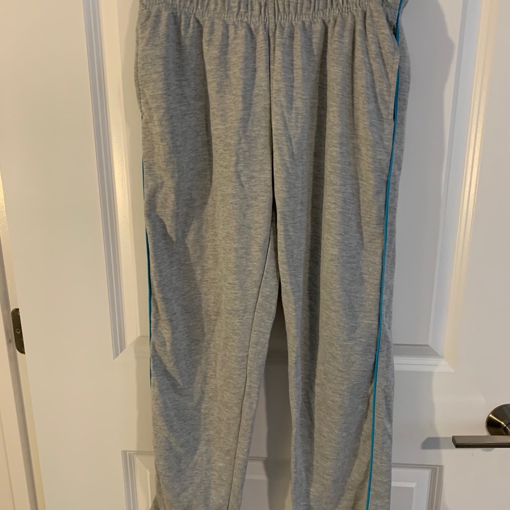 Sweatpants - Picture 5 of 6